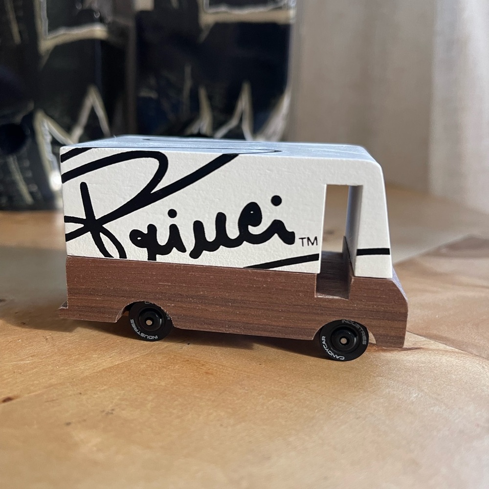 STARBUCKS RESERVE x CANDYLAB Wooden Princi Bakery Truck
